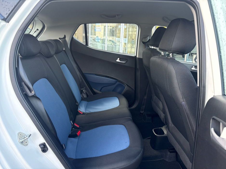 2019 Hyundai i10 - image 10