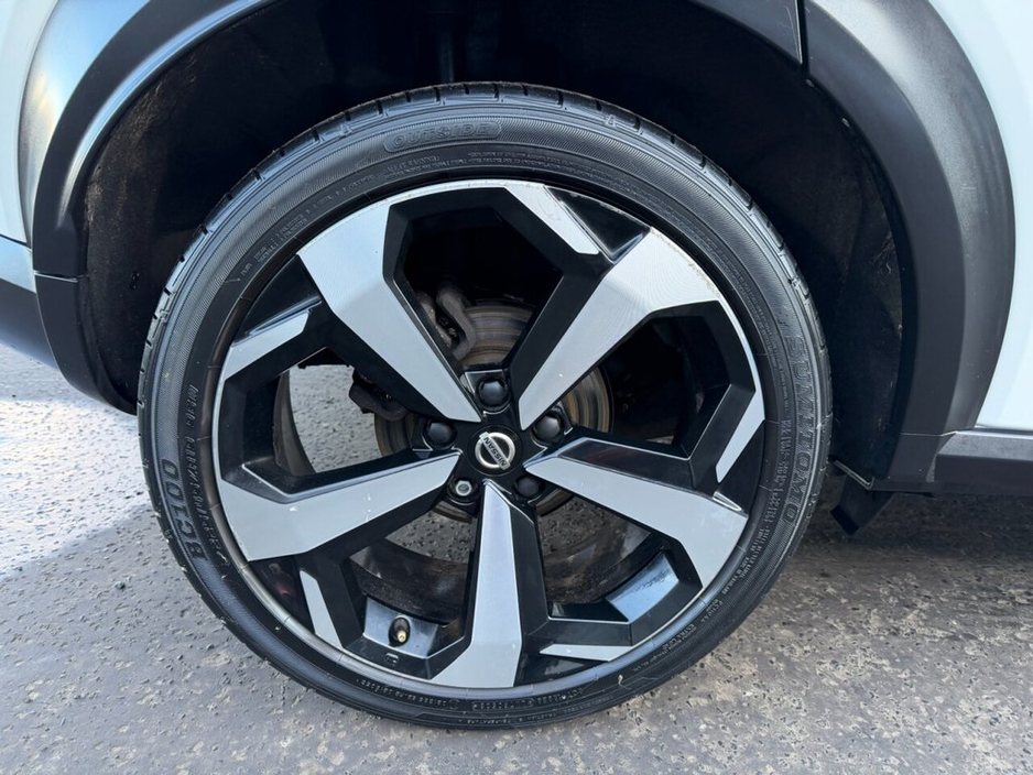 2021 Nissan Juke - image 11
