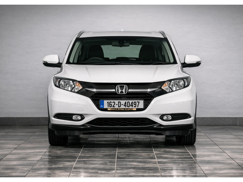 2016 Honda Vezel - image 2