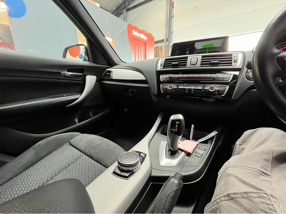 2016 BMW 1 Series - image 14