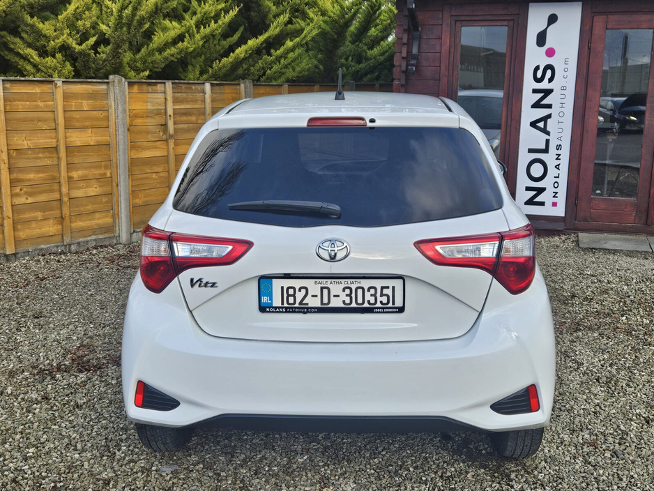 2018 Toyota Vitz - image 12