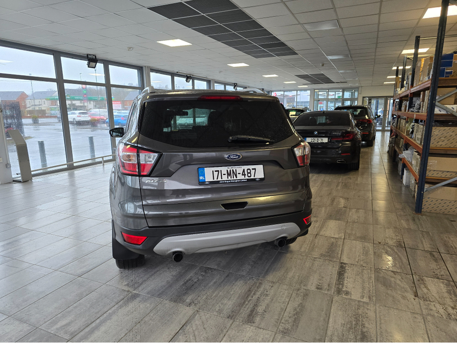 2017 Ford Kuga - image 7