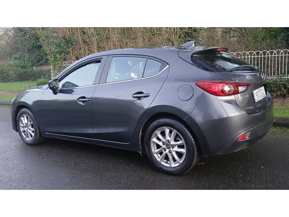 2016 Mazda Mazda3 *NEW NCT 2028* 1.5 EXECUTIVE 5dr €11,945