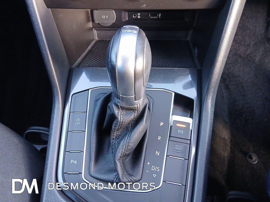 2017 Volkswagen Tiguan - image 18