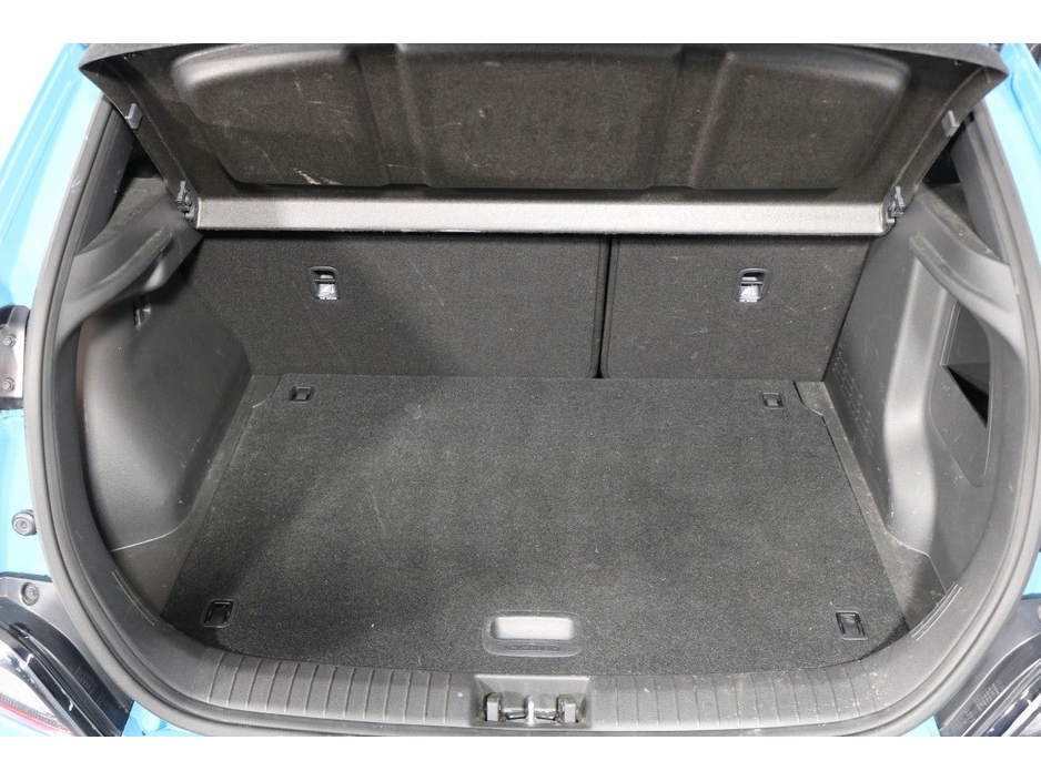 2022 Hyundai Kona - image 8