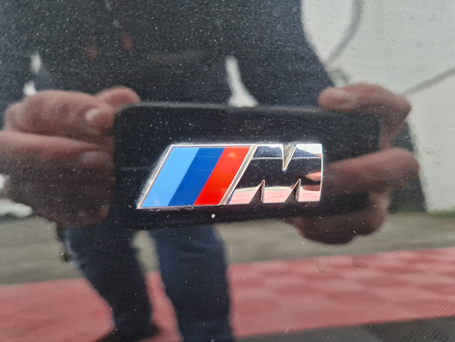 2018 BMW 5 Series - image 46