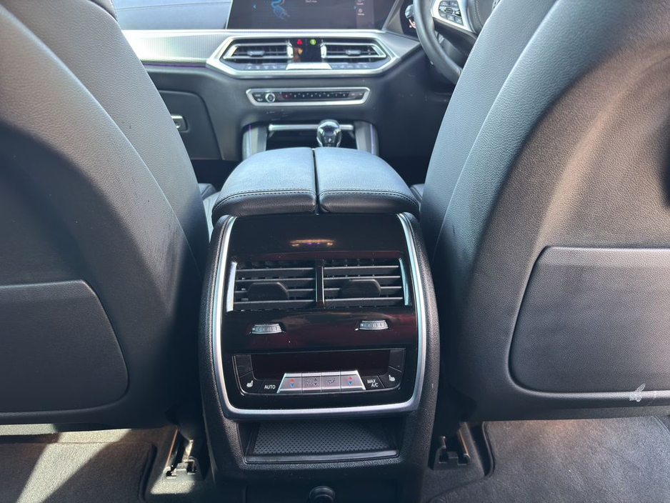 2021 BMW X5 - image 17