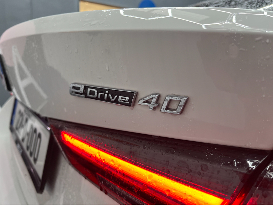 2022 BMW i4 ONLY 20K KMS 2022 BMW I4 40EDRIVE M SPORTS AUTOMATIC / CRUISE CONTROL / 360° PARKING CAMERA / ELECTRIC MEMORY & HEATED SEATS / PADDLE SHIFTERS / BMW APPS AND APPLE CARPLAY €36,950