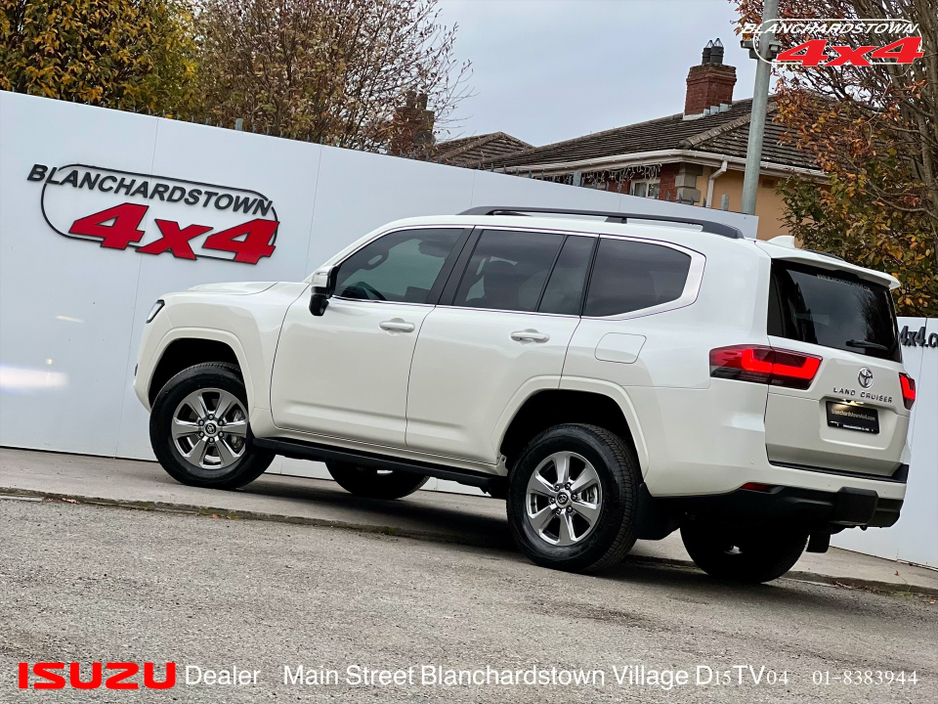 2025 Toyota Landcruiser Toyota Amazon 3.3 TwinTurbo V6 LC300 PEARL WHITE