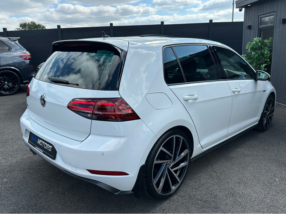 2017 Volkswagen Golf GTD 184PS 5DR AUTO €21,750