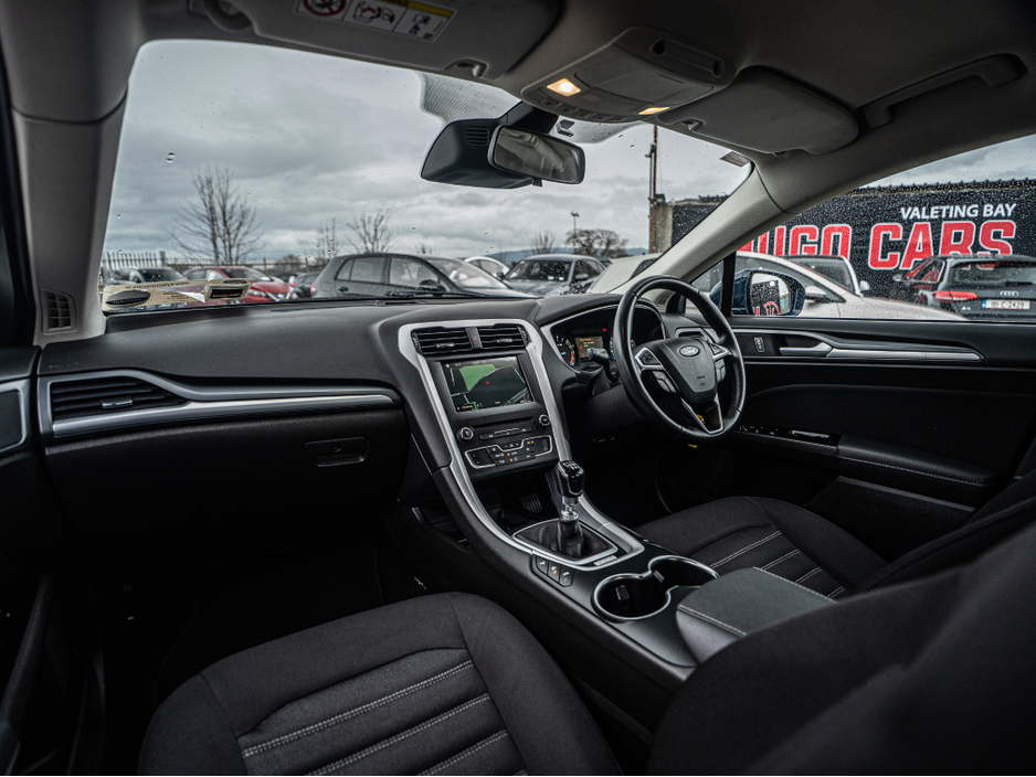 2018 Ford Mondeo - image 23