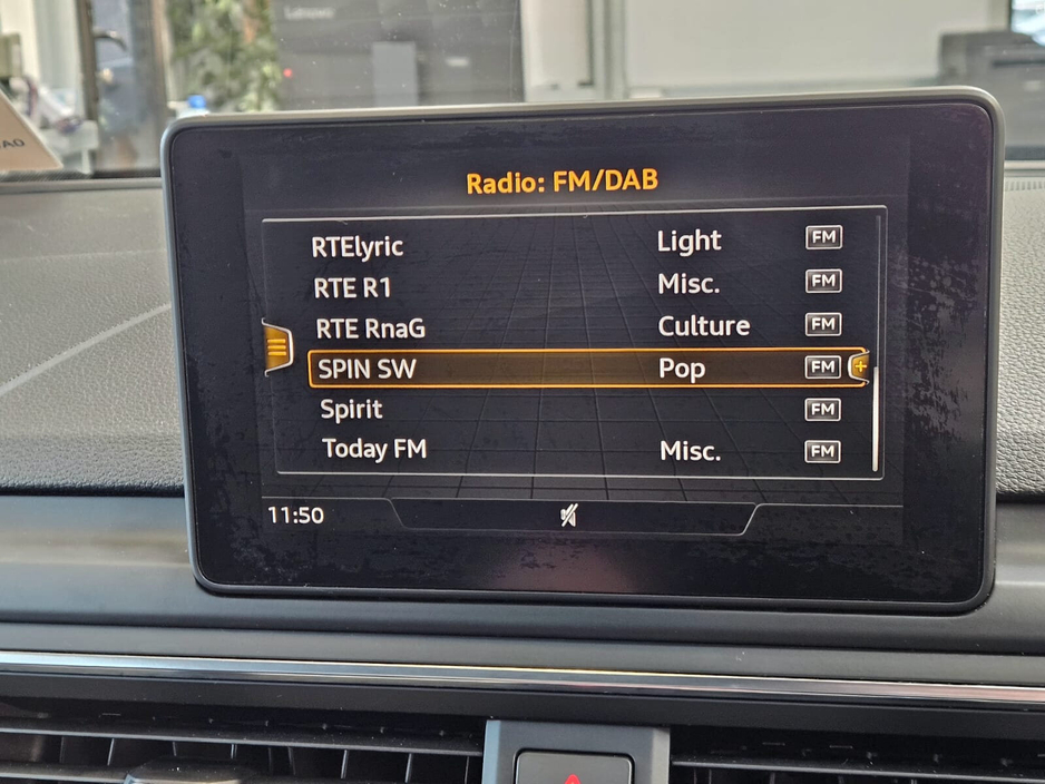 2017 Audi A4 - image 13