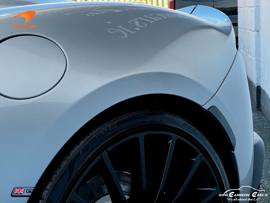 2020 McLaren GT - image 38