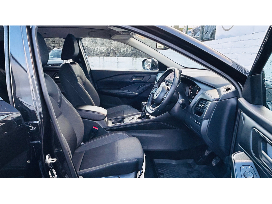 2023 Nissan Qashqai 4 CAMERAS + FRONT AND REAR PARK SENSORS ++ LOW MILEAGE €29,995