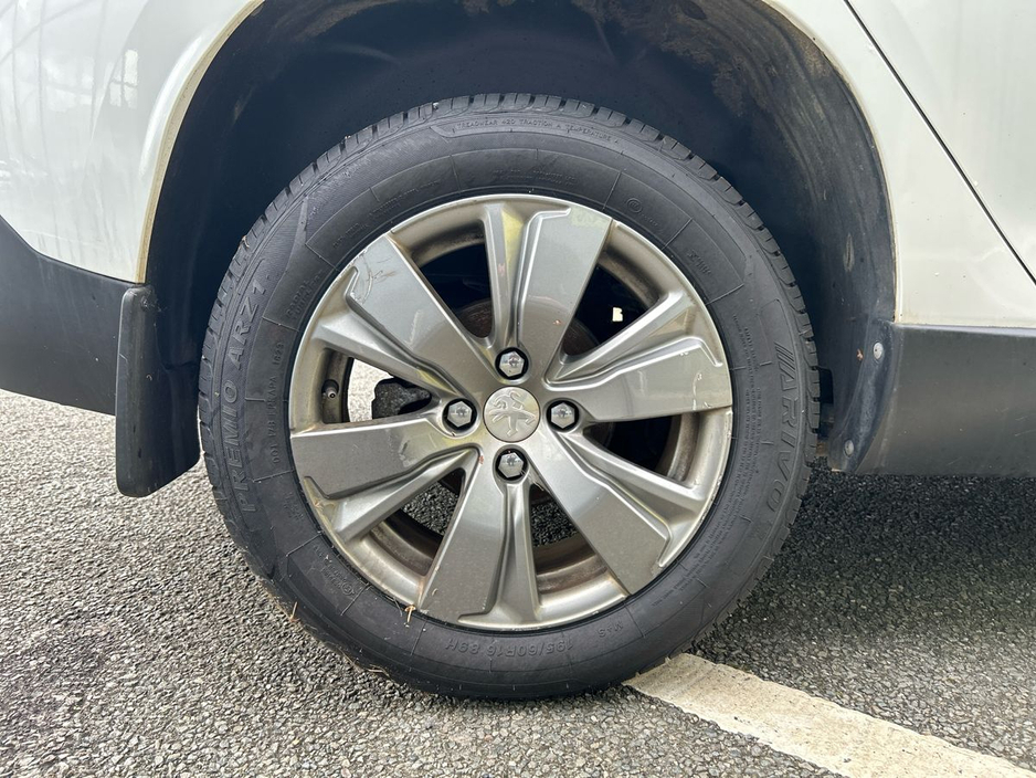 2020 Peugeot 2008 1.5 BlueHDi 100bhp Active €18,950