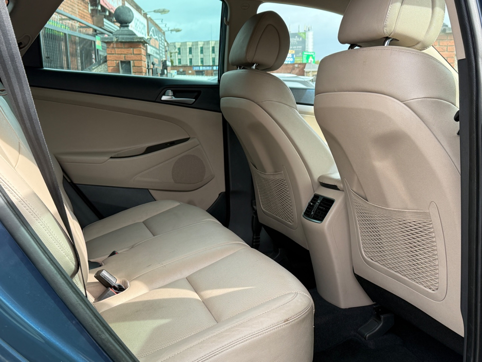 2017 Hyundai Tucson - image 22