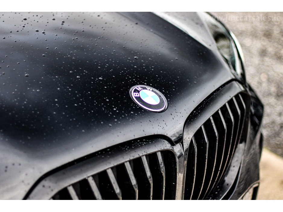 2021 BMW X5 - image 6