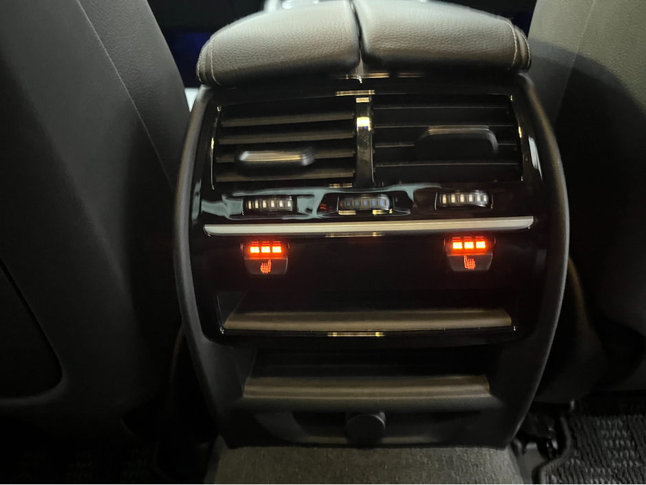 2019 BMW 5 Series €26950! 2019 BMW 530E M-SPORT iPERFORMANCE 2.0 AUTOMATIC/ CRUISE CONTROL / 360° PARKING CAMERA / ELECTRIC MEMORY & HEATED SEATS / REAR HEATED SEATS / PADDLE SHIFTERS €26,950