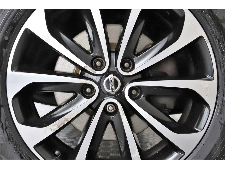 2014 Nissan Qashqai +2 - image 28