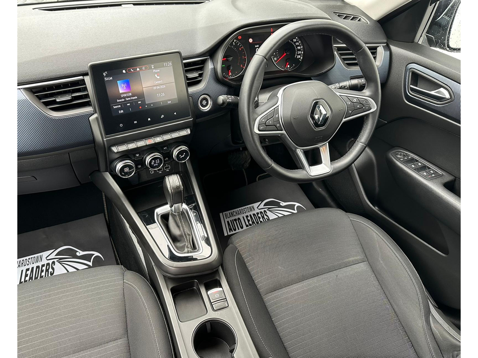 2023 Renault Arkana - image 14