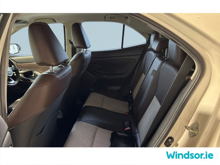 2020 Toyota Yaris Cross - image 8