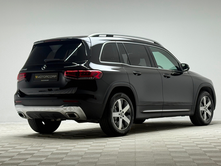 2023 Mercedes-Benz GLB GLB 200 €39,990