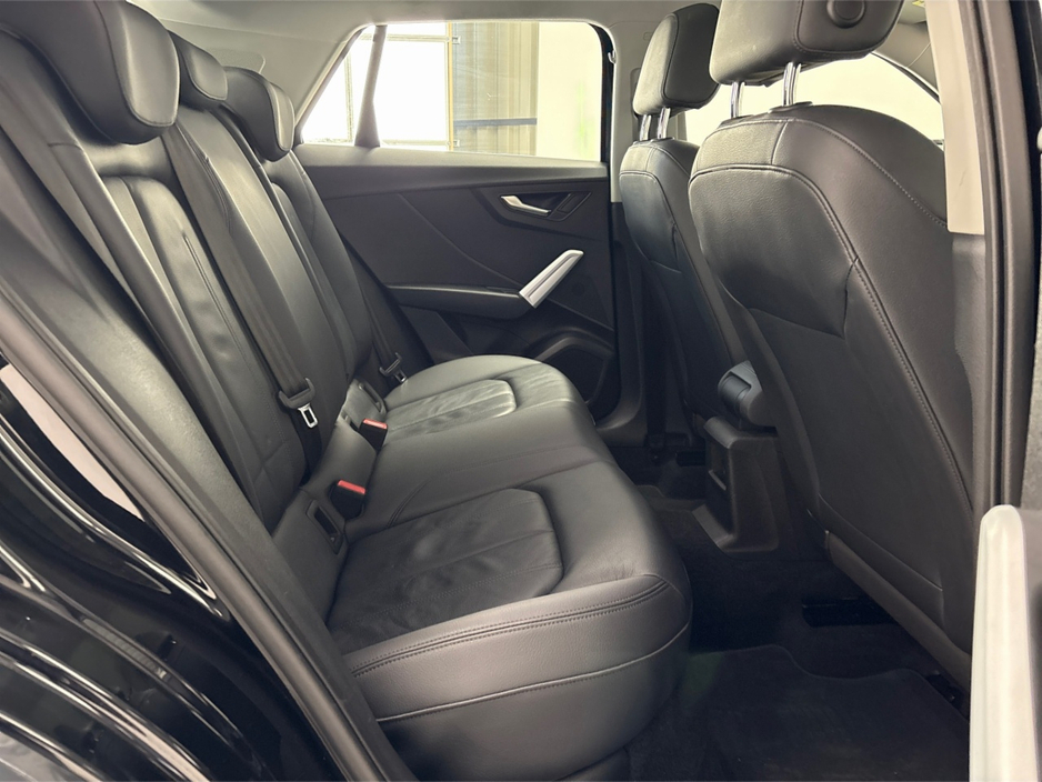 2020 Audi Q2 30 TFSI 116HP SE NEW NCT**MULTIFUNCTIONAL STEERING WHEEL**SEMI DIGITAL DASH**PARKING SENSORS**APPLE CARPLAY**DIGITAL MEDIA DISPLAY**AIR CONDITIONING**BLACK LEATHER INTERIOR** €21,995