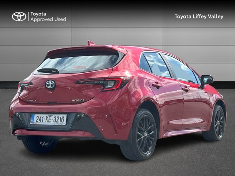 2024 Toyota Corolla - image 2