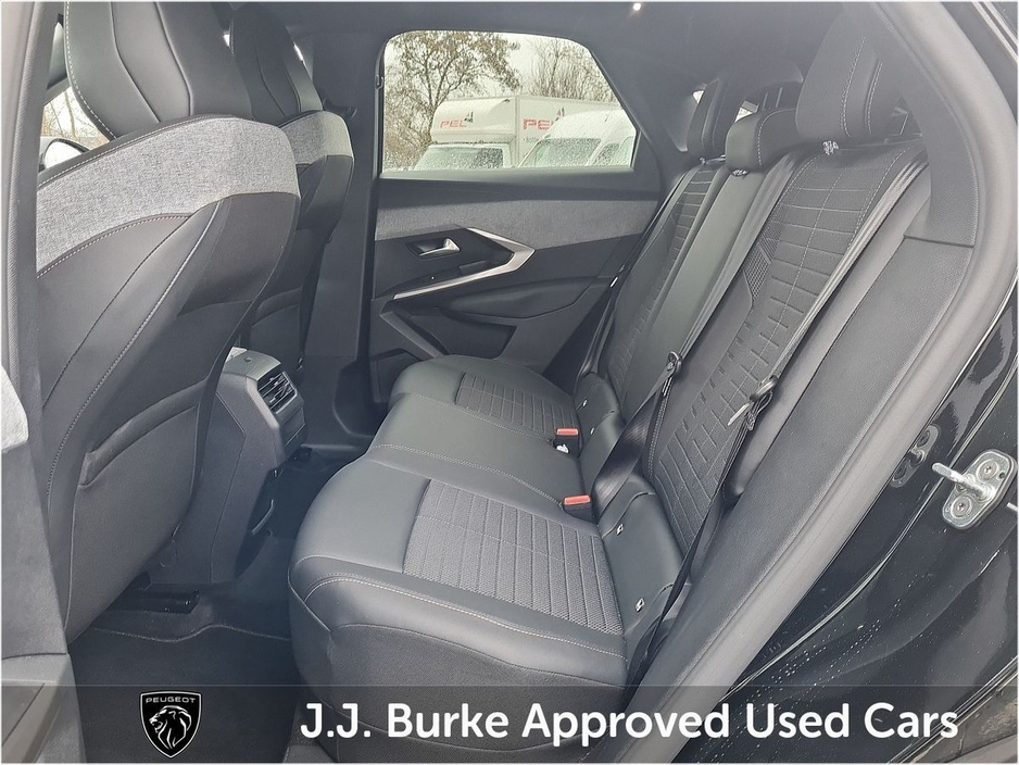 2024 Peugeot 3008 - image 10