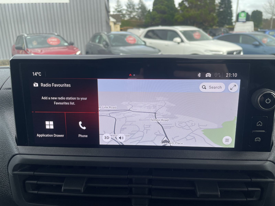 2025 Opel Vivaro - image 19