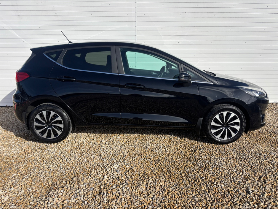 2023 Ford Fiesta - image 4