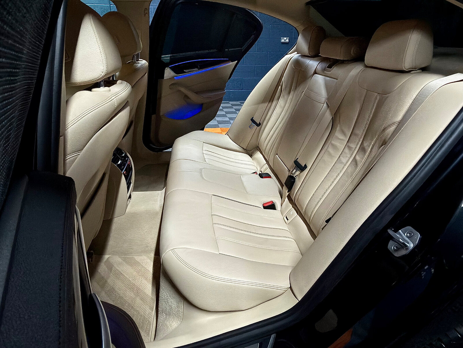 2017 BMW 5 Series 520d Luxury Auto €22,850