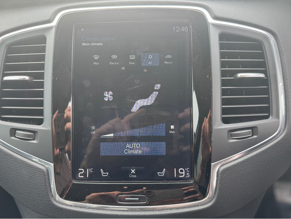2019 Volvo XC90 - image 17