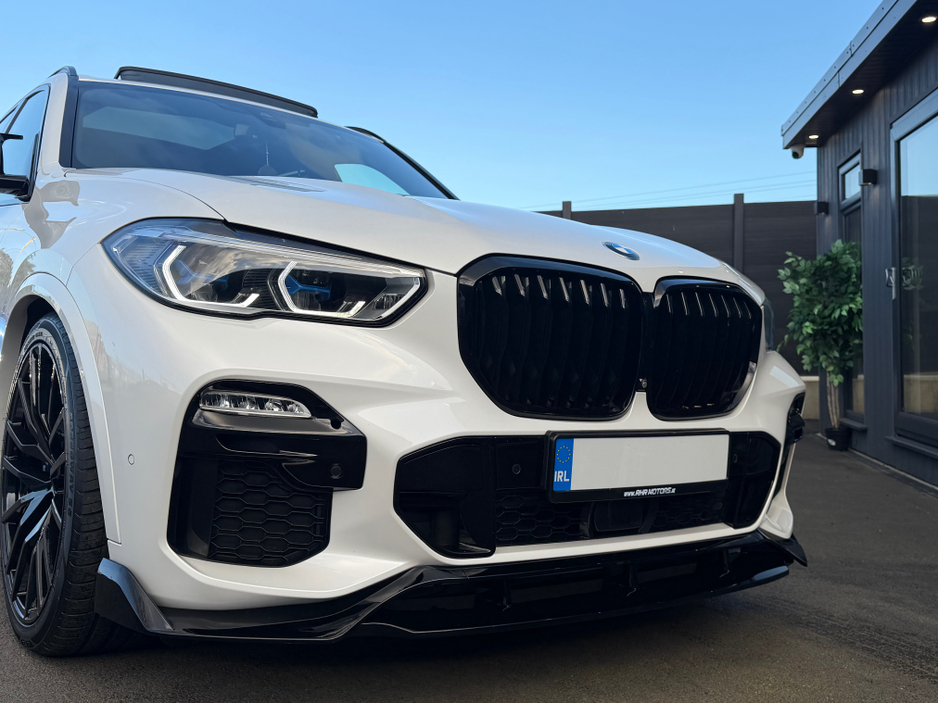 2021 BMW X5 - image 13