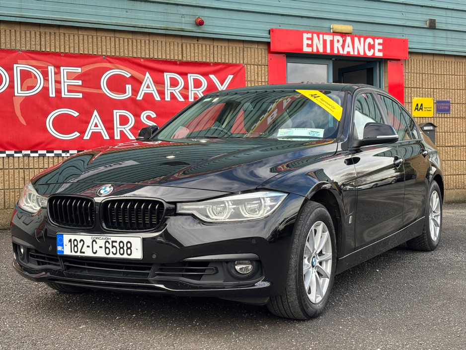 2018 BMW 3 Series - image 2