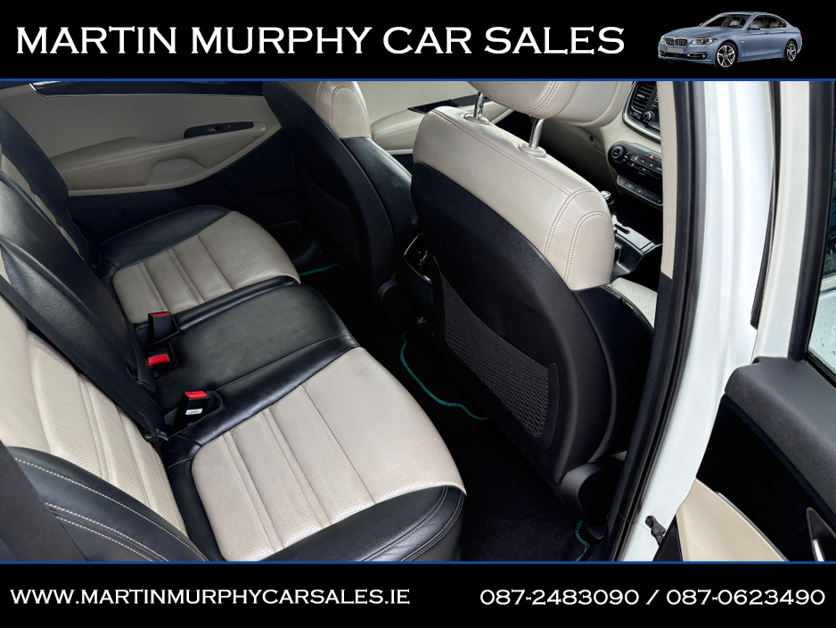 2016 Kia Sorento - image 14