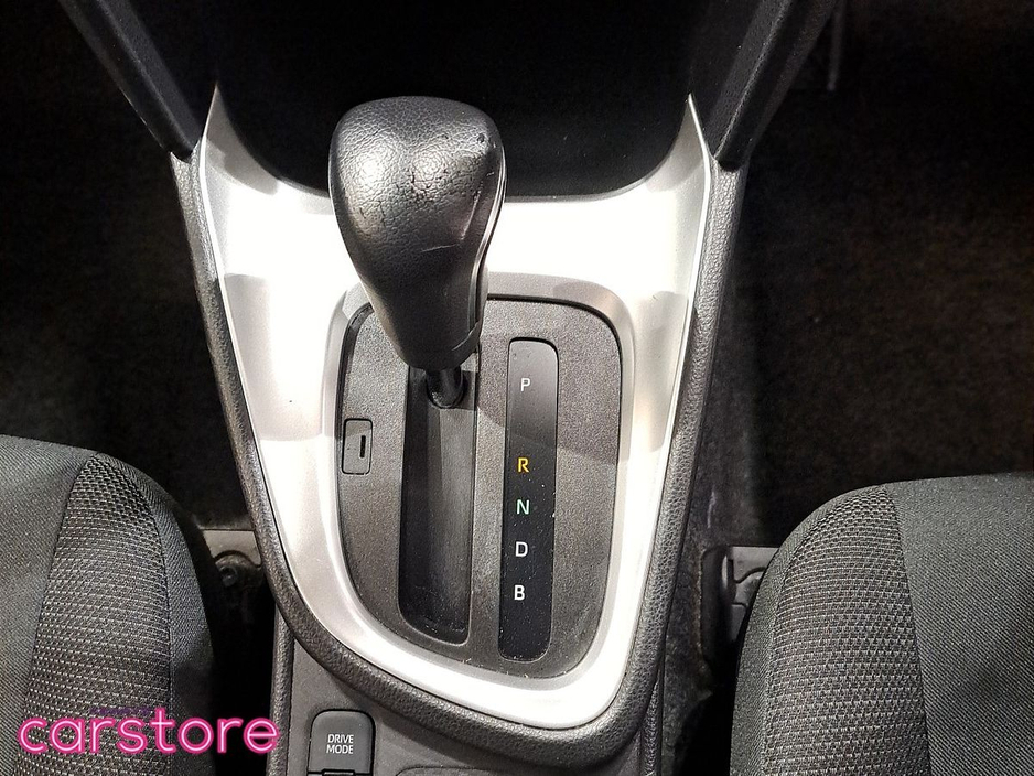 2021 Toyota Yaris Cross - image 16