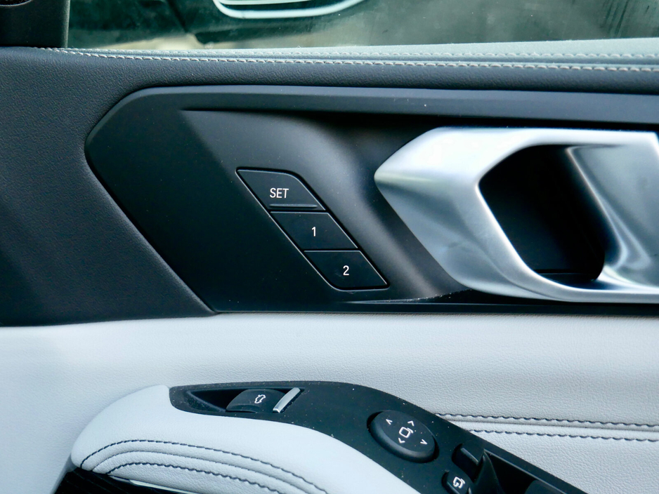 2025 BMW X5 xDrive50e M Sport €99,950