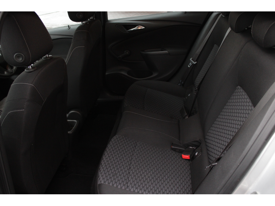 2017 Opel Astra 1.4i S EDITION 5DR HATCHBACK //IRISH CAR FROM NEW WITH ONLY 64000 KM'S // BUY WITH CONFIDENCE AA AND SIMI APPROVED DEALER 2026 // FINANCE ARRANGED // ALL TRADE INS WELCOME // €10,950