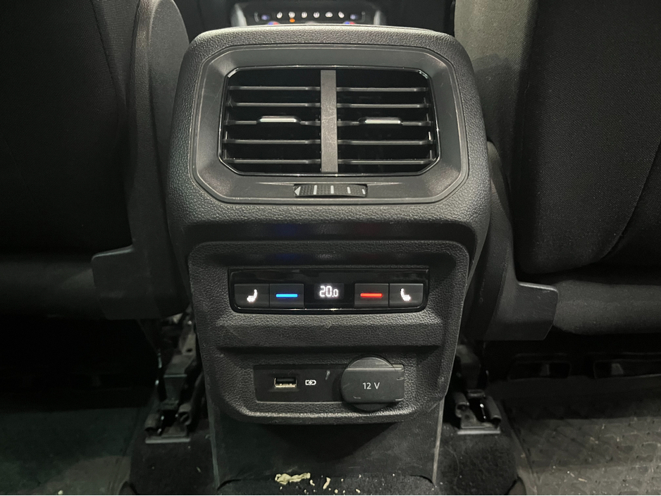 2018 Volkswagen Tiguan €23950 2018 VOLKSWAGEN TIGUAN TDI 4MOTION HIGH LINE 2.0 AUTOMATIC / CRUISE CONTROL / 360° PARKING CAMERA / HEATED SEATS / PADDLE SHIFTERS / HEATED REAR SEATS €23,950