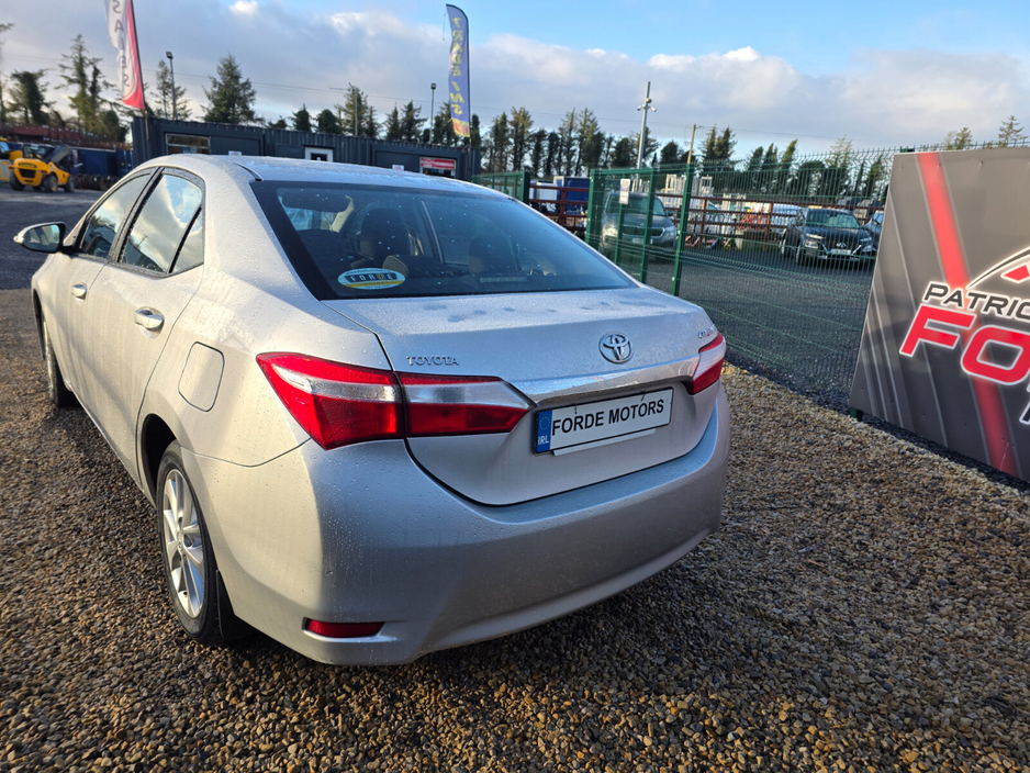 2015 Toyota Corolla D-4D 90 (1.4) Aura €8,950