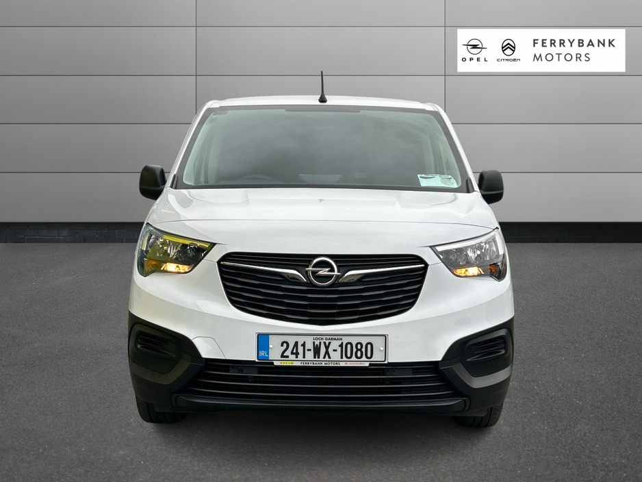 2024 Opel Combo KOMF L1H1-1.5 100PS D 3DR €17,950