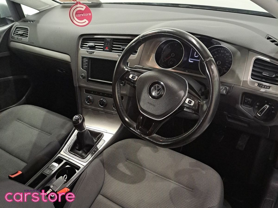 2016 Volkswagen Golf 1.6 TDI 5DR 110HP BlueMotion €15,480