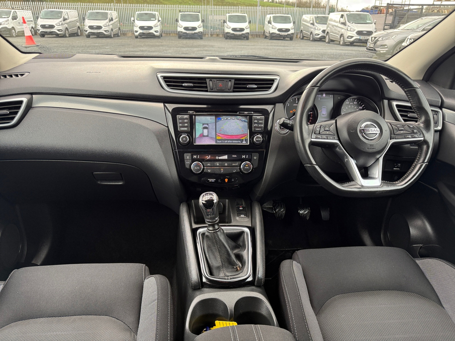 2018 Nissan Qashqai - image 8
