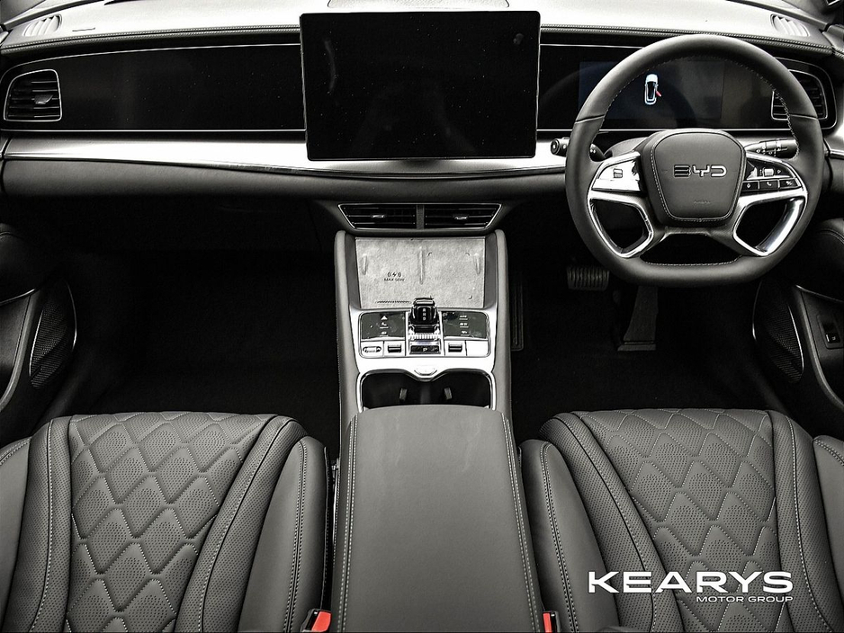 2025 BYD Sealion 7 - image 10