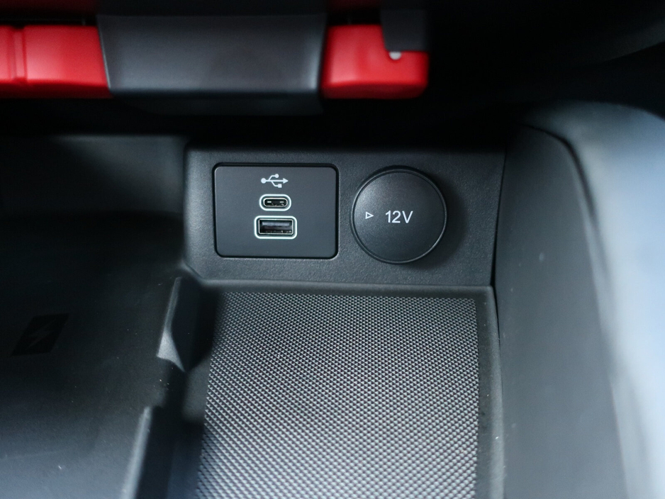 2026 Ford Kuga 2.5 Duratec 243PS PHEV ST-Line X Ed Auto €48,995