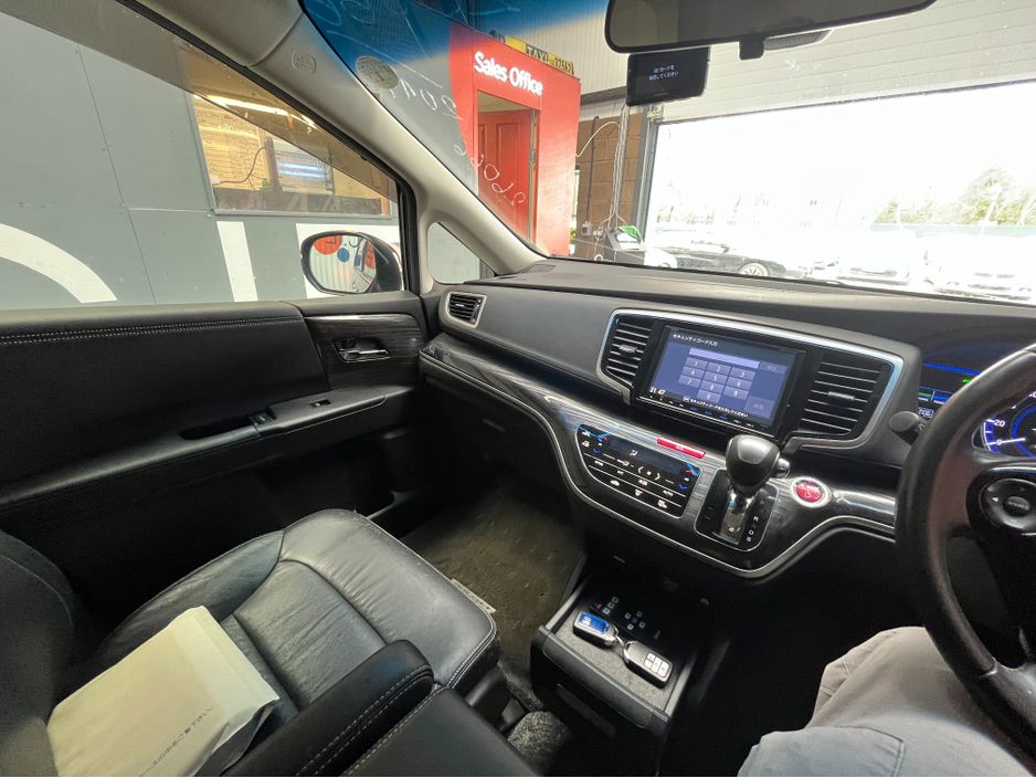 2017 Honda Odyssey - image 16