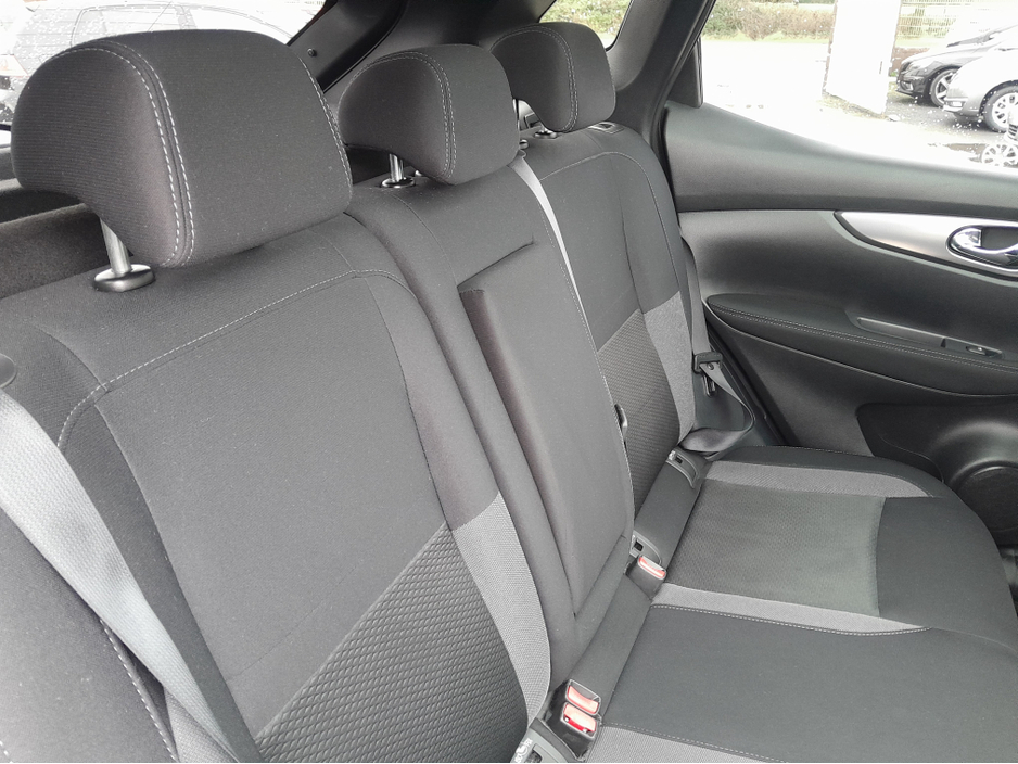 2018 Nissan Qashqai - image 18