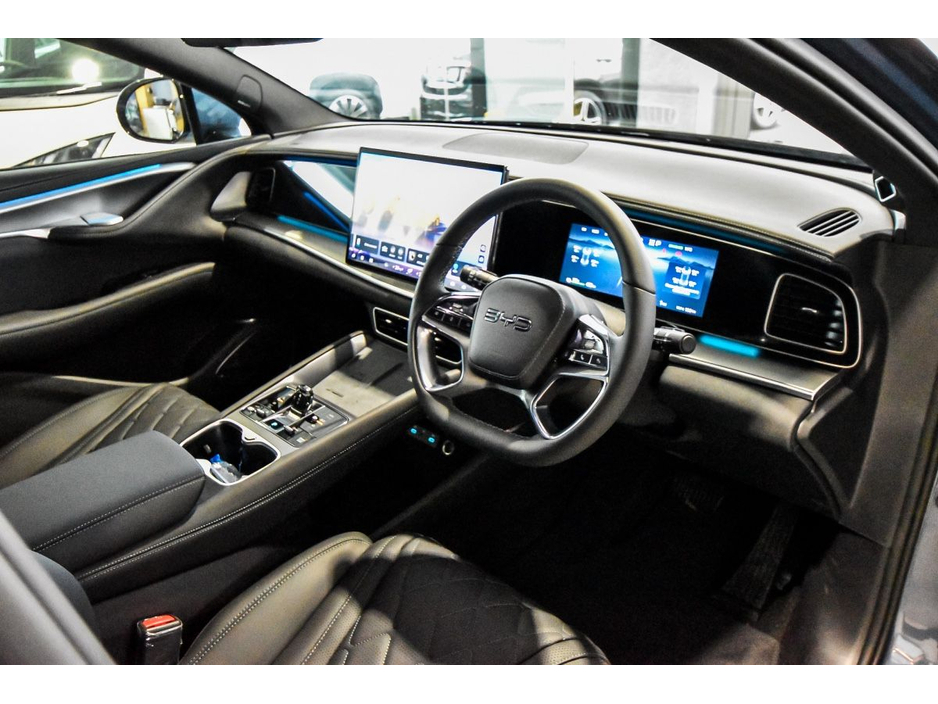 2026 BYD Sealion 7 - image 12