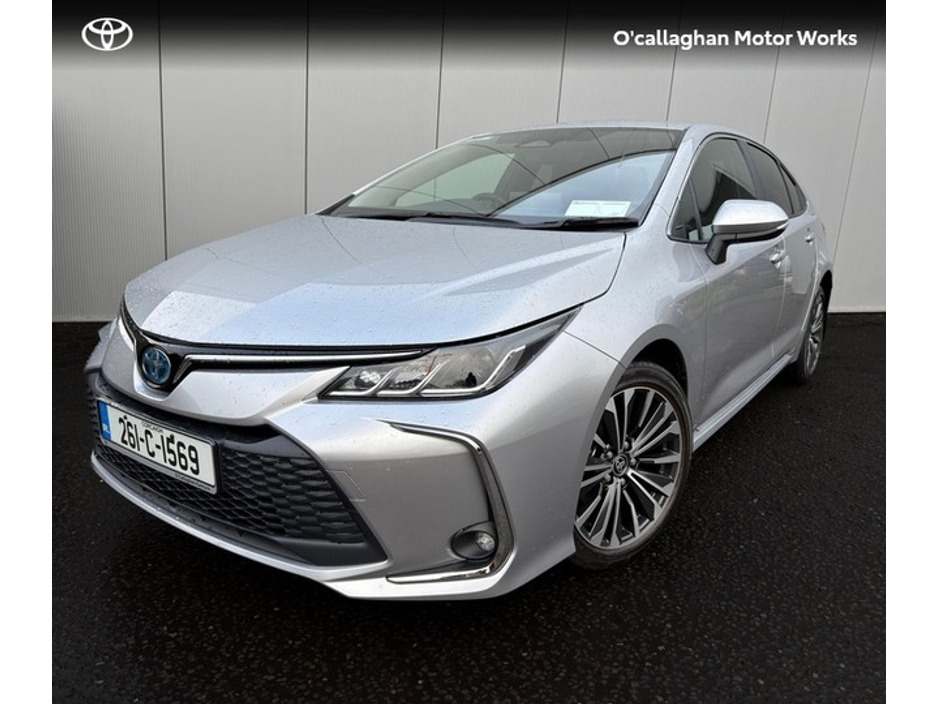 2026 Toyota Corolla COROLLA SALOON LUNA SPORT €38,500